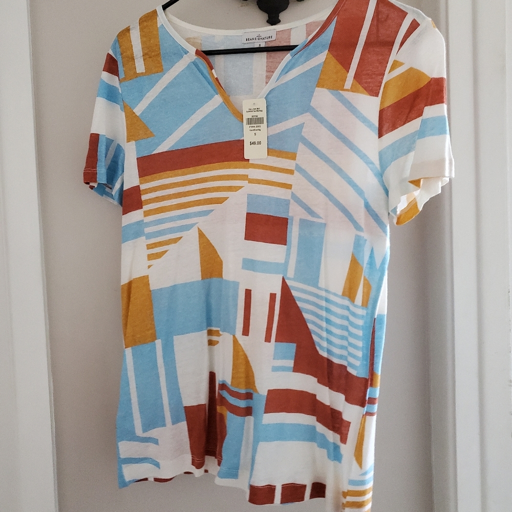 L.L. Bean T Shirt splitneck - Picture 2 of 4